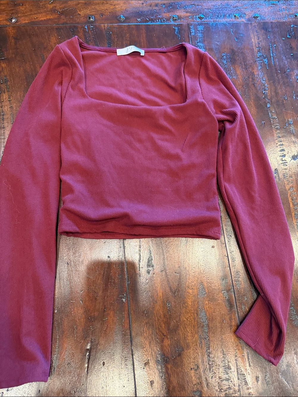 gaze Square Neck Long Sleeve Crop Top - Burgundy
